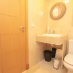 One Bedroom In דירה